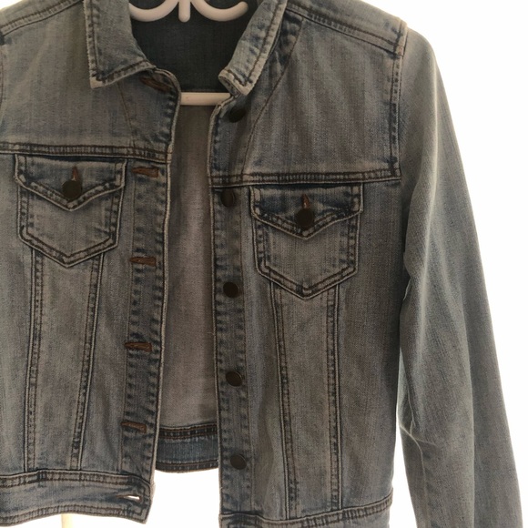 Denim jacket - Picture 2 of 3